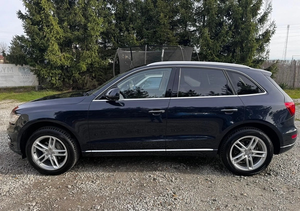 Audi Q5 cena 85000 przebieg: 130000, rok produkcji 2017 z Myszków małe 121